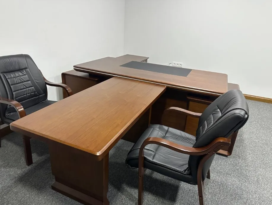 Executive Office Furniture Set