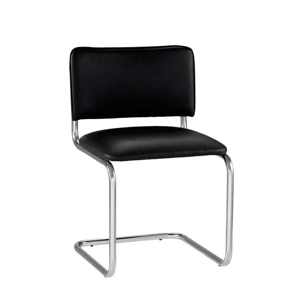 Кресло на металлическом каркасе